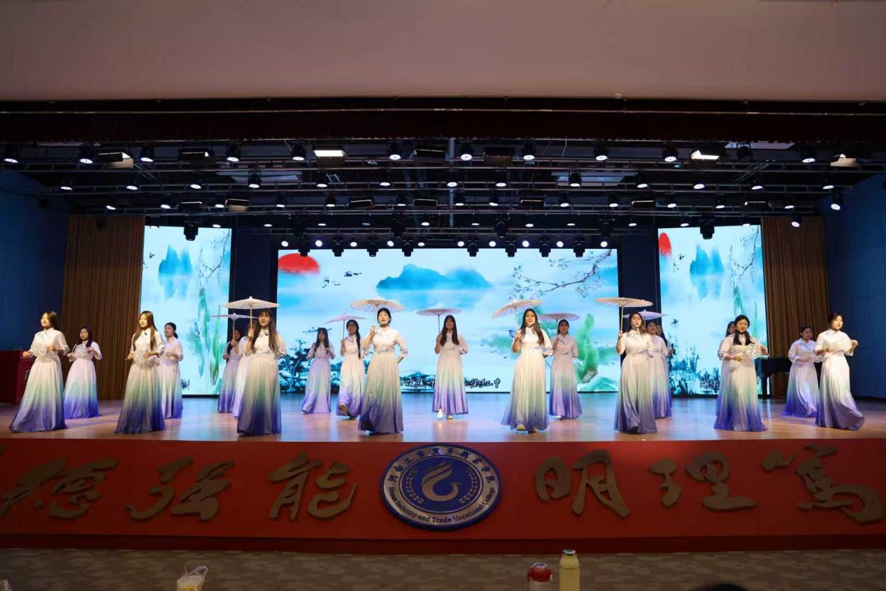 3af3f33fad45f9ef77de090d4610afef