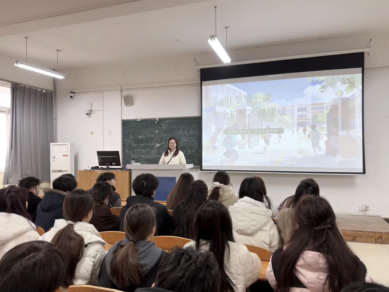 6817cfd6275479141fe4cd218435741